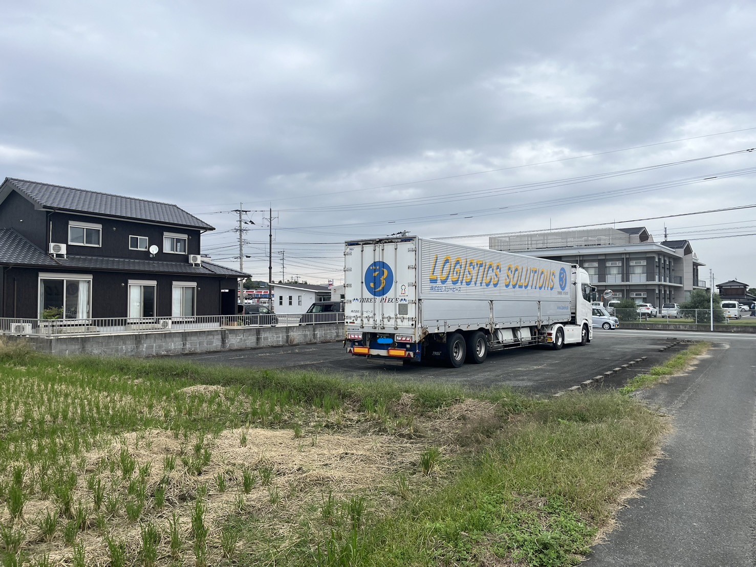 佐賀県三養基郡みやき町東尾　アスファルト一部撤去工事