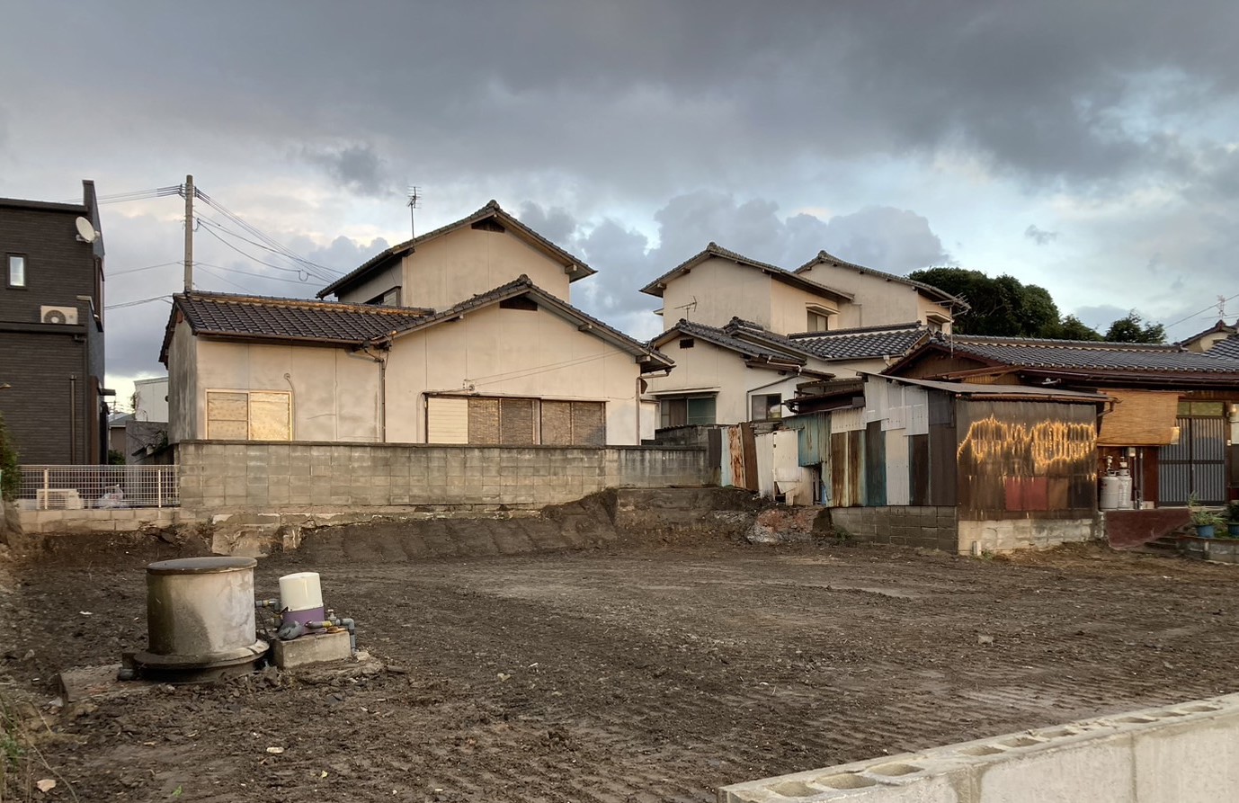 福岡県中間市岩瀬西町　解体工事